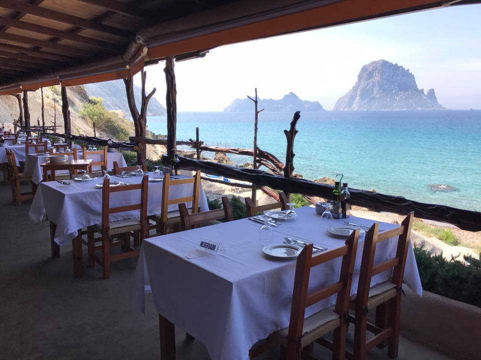 ibizadvisor_-_beach_-_cala_d'hort_-_where_to_eat_-_restaurante_el_carmen