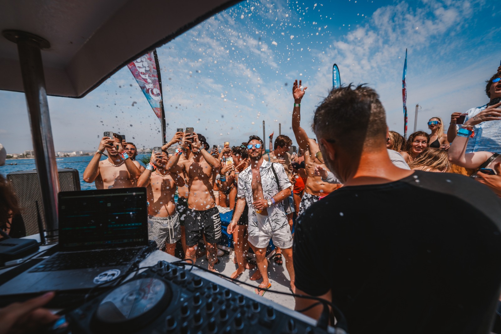 Cruise Crush Vip Catamaran boat party