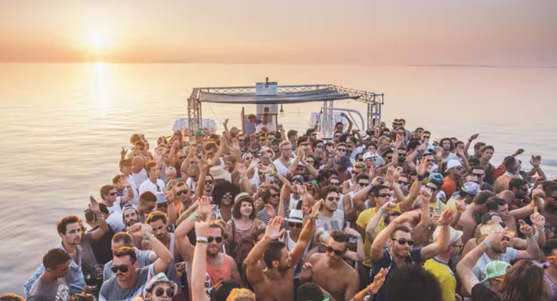Oceanbeat Sunset Boat Party