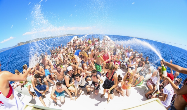 Oceanbeat Boat Party