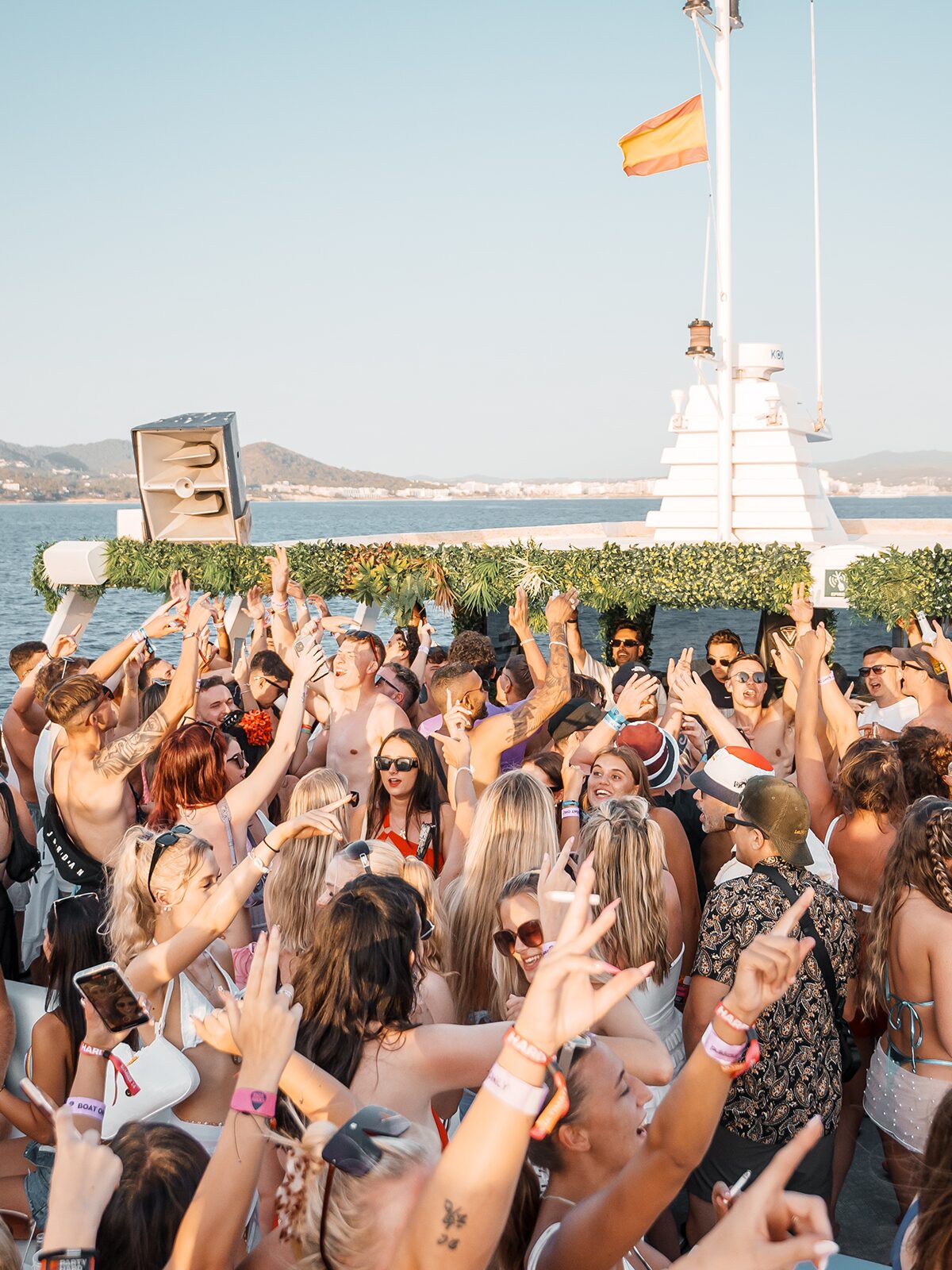 Pukka Up Boat Party