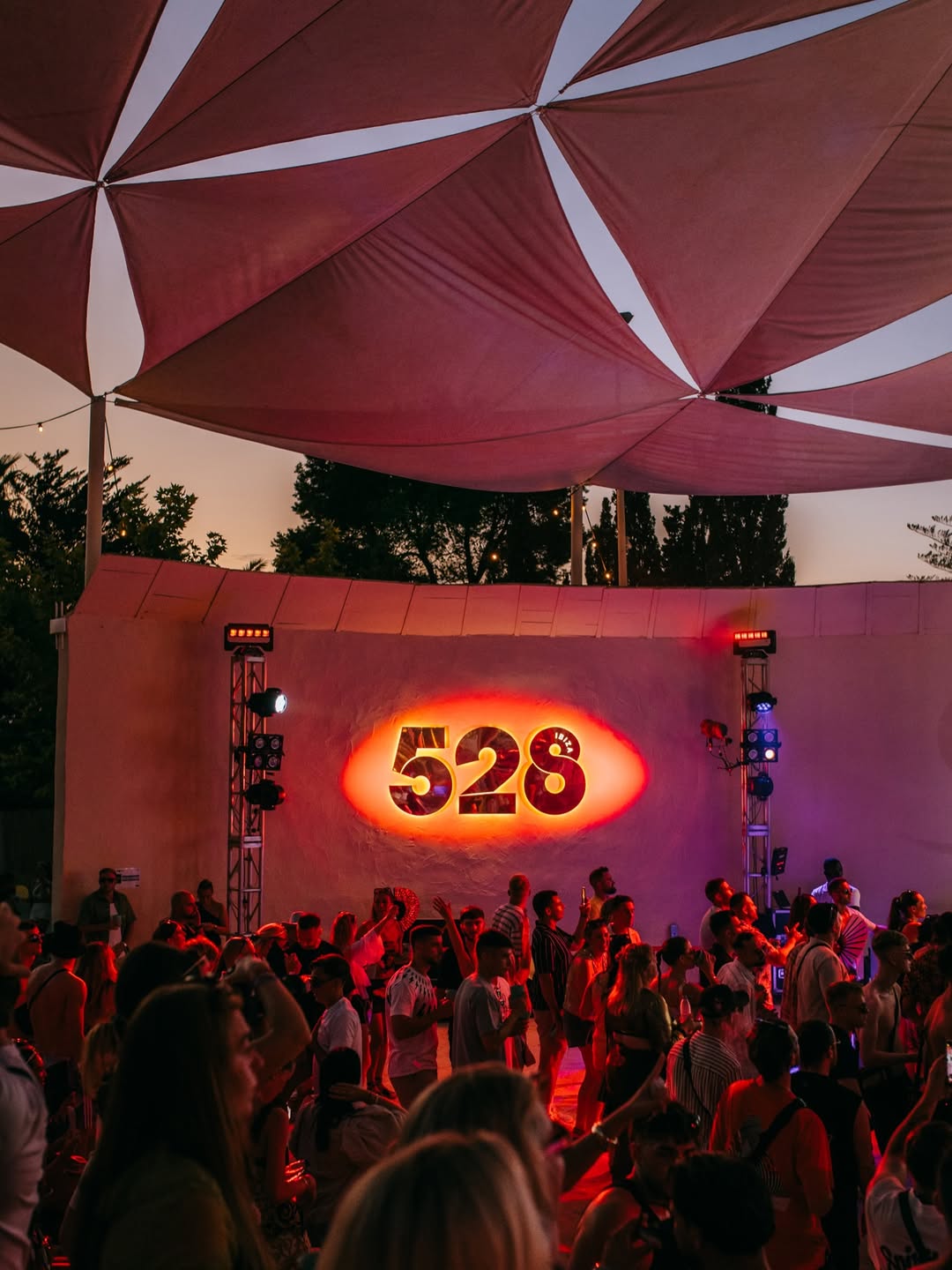 528 Ibiza